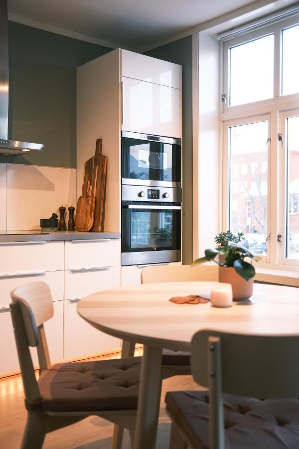 Ferienwohnung The Golden Lion Street Getaway Trondheim Exterior foto